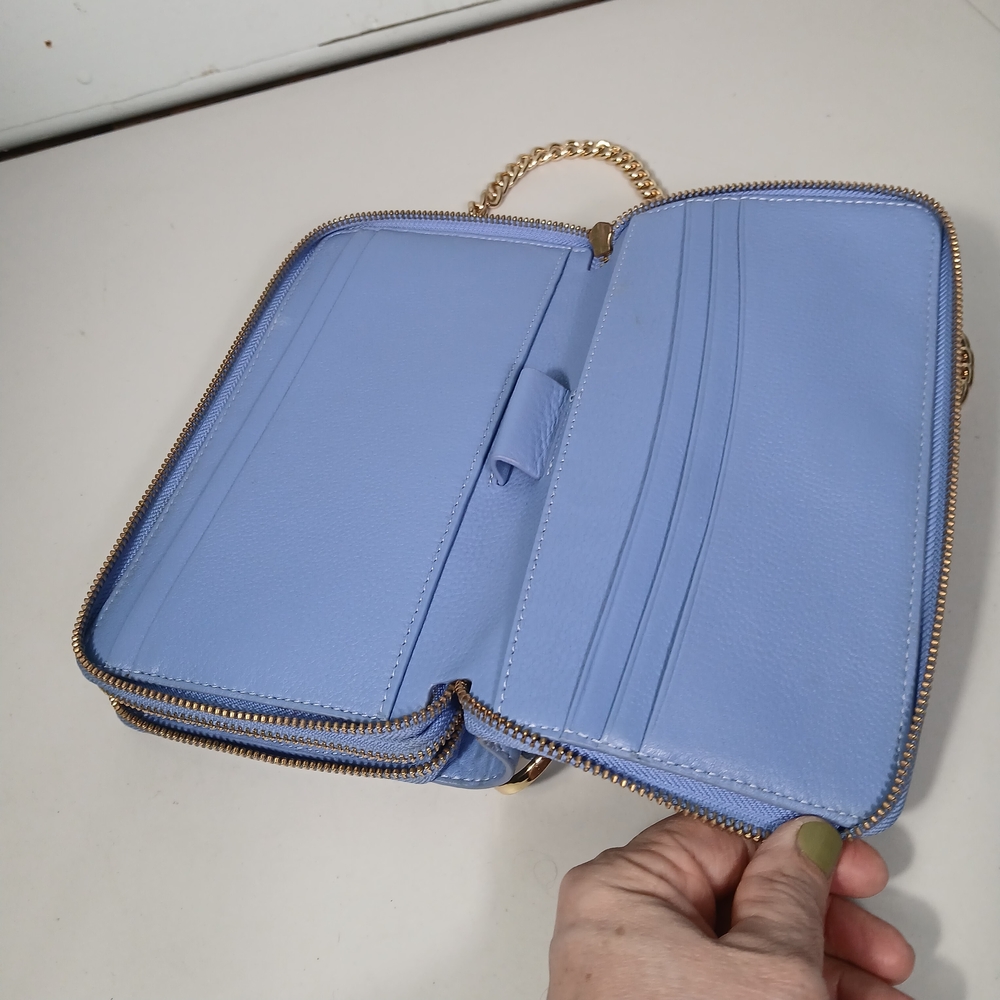 Tory Burch Blue Leather Landon Travel Wallet - Picture 5 of 13